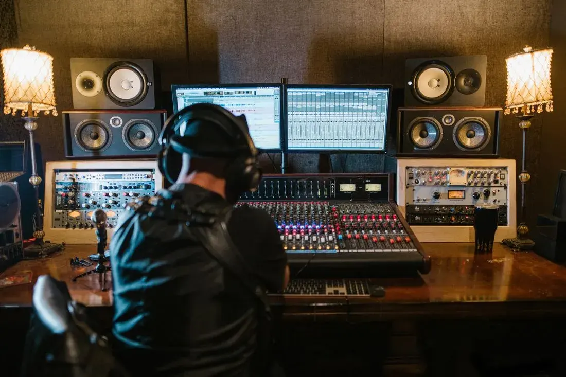 7 Ways to Elevate the Audio Quality of Your Video Podcast: A Guide to Mastering Home Studio Production